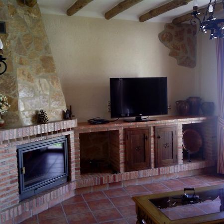 زاهارا دي لا سييرا Casa Rural-Apartamento El Lebrillero المظهر الخارجي الصورة