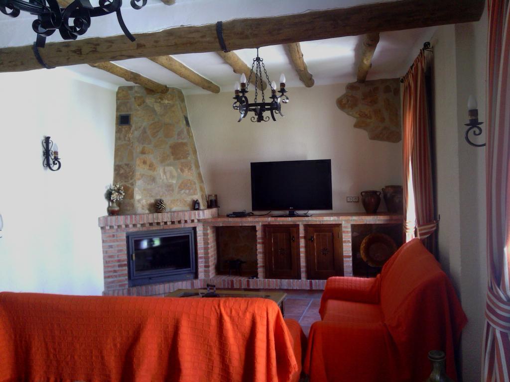 زاهارا دي لا سييرا Casa Rural-Apartamento El Lebrillero المظهر الخارجي الصورة